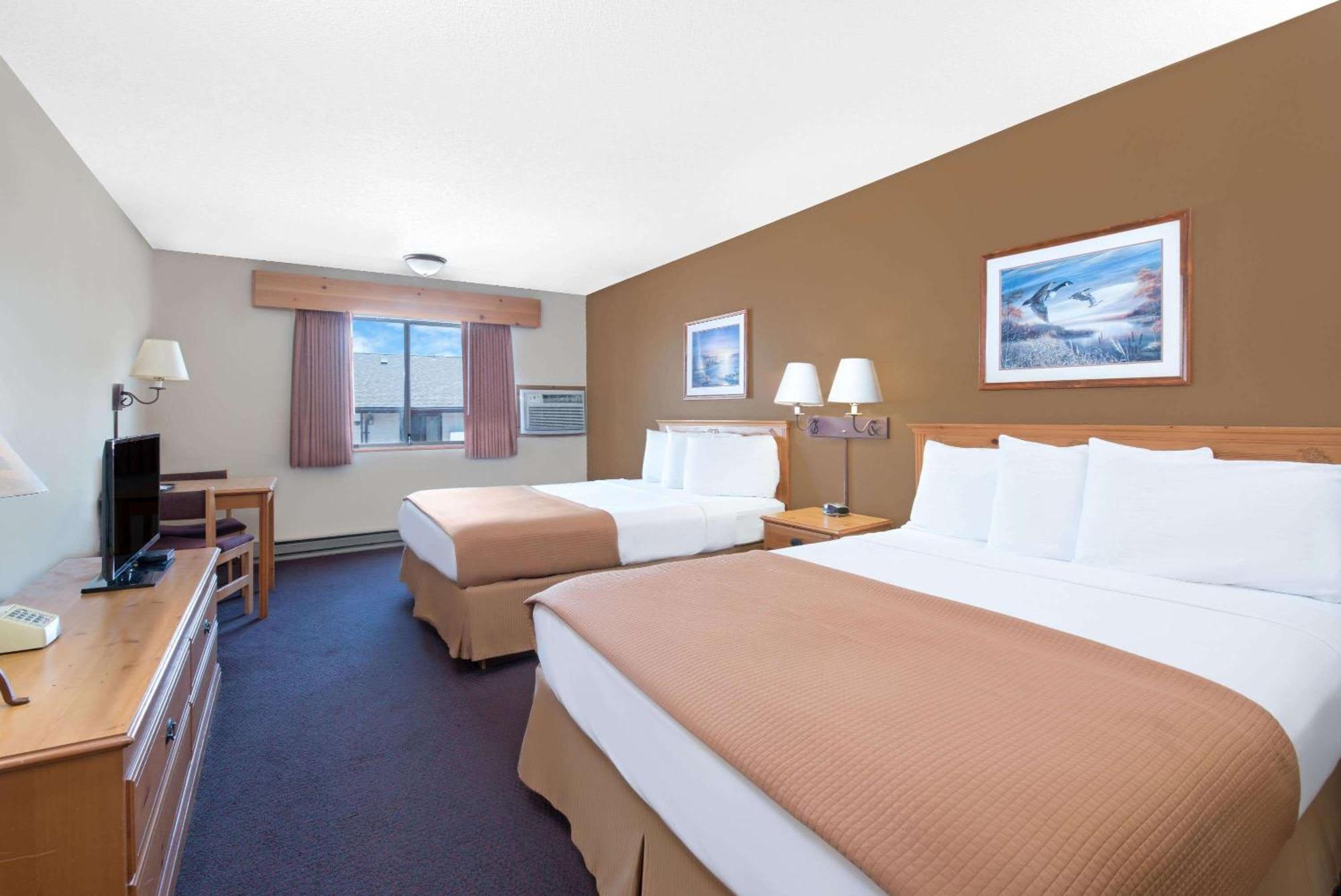 Super 8 By Wyndham Chamberlain Sd Hotel Exterior foto